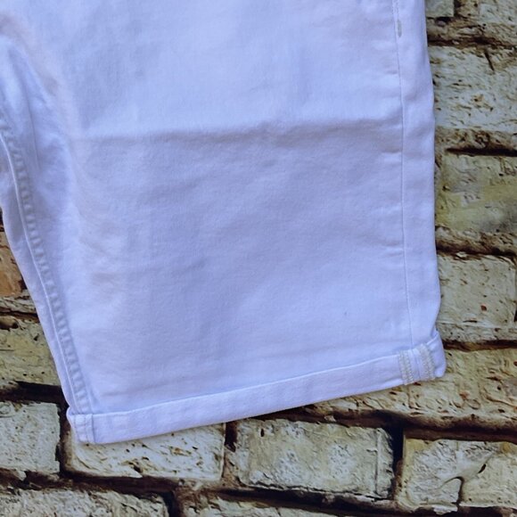 Guess Men's Sony White Denim Shorts Slim Fit Stretch Size 31 - Picture 3 of 7